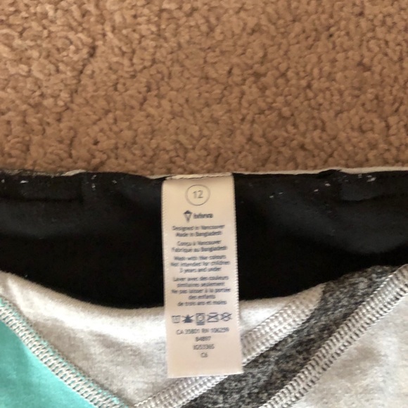Ivivva reversible leggings - Picture 2 of 2